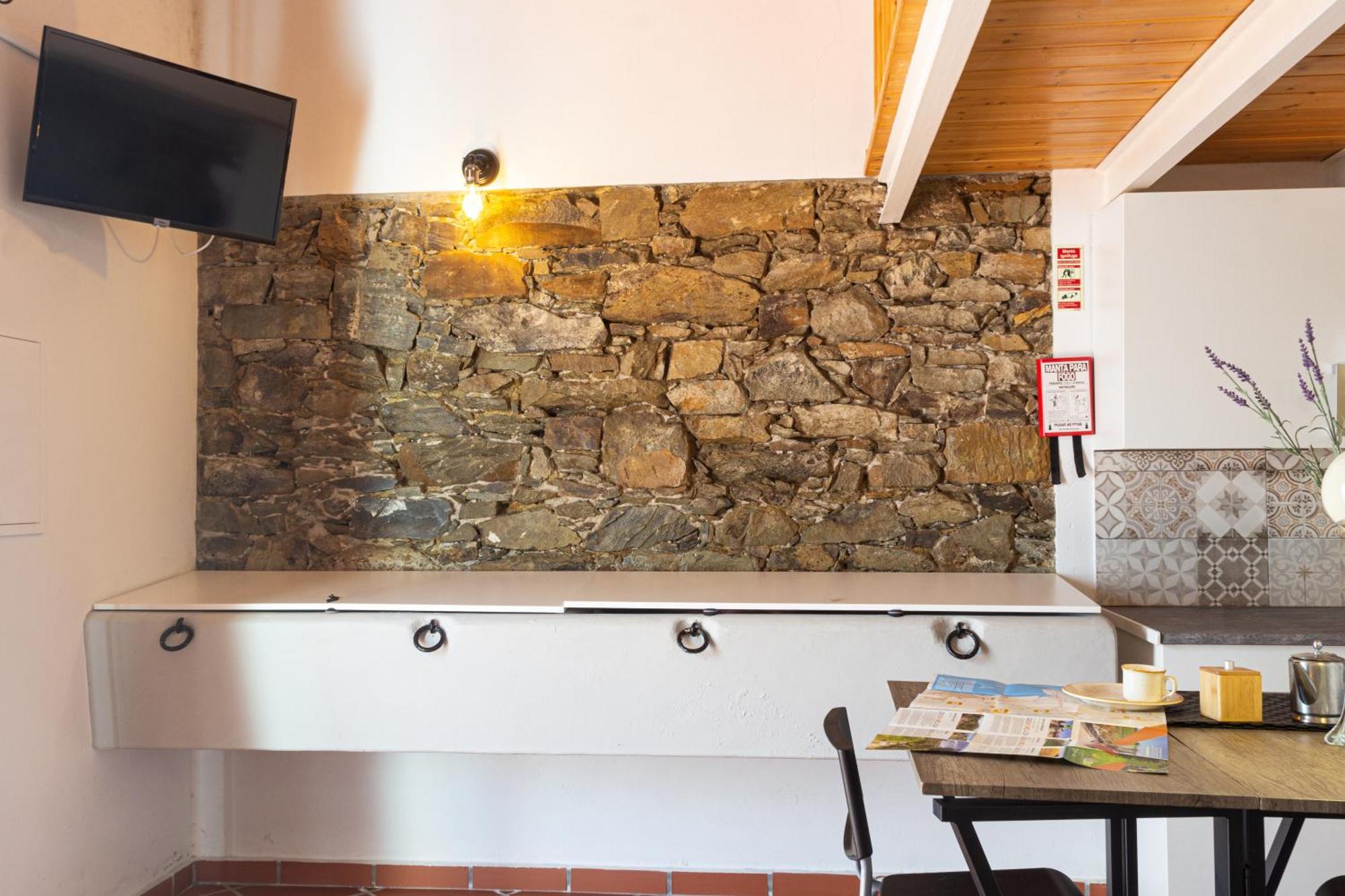 A Casa Da Vila Almodôvar Eksteriør bilde